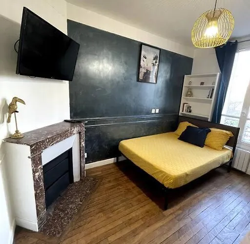 Vintage : Proche Paris Apartment *